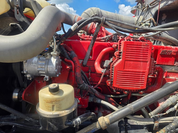 2009-peterbilt-367-image-24