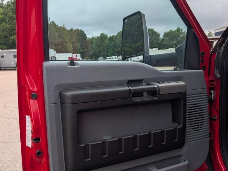 2016-ford-f750-image-26