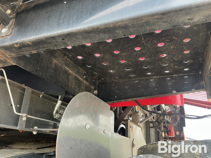 2017-massey-ferguson-9545-image-10