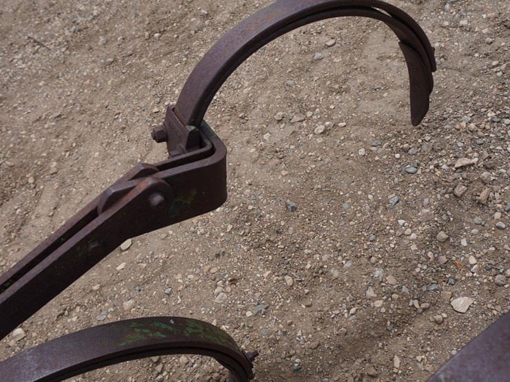 john-deere-15-image-11