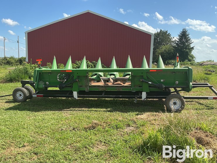 2011-john-deere-608c-image-6