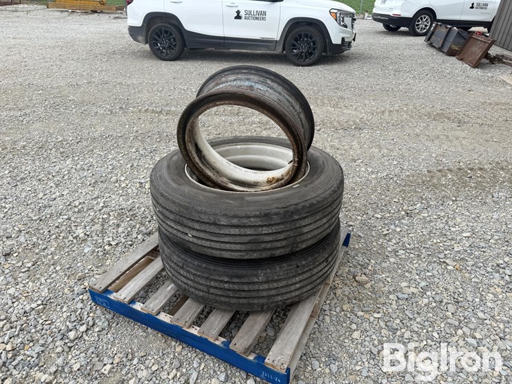 255/70r22.5-tires-&-rims-image-11