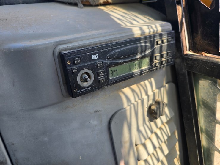 caterpillar-262c-image-70