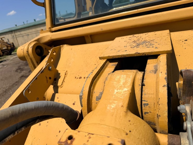 1994-caterpillar-953b-image-86