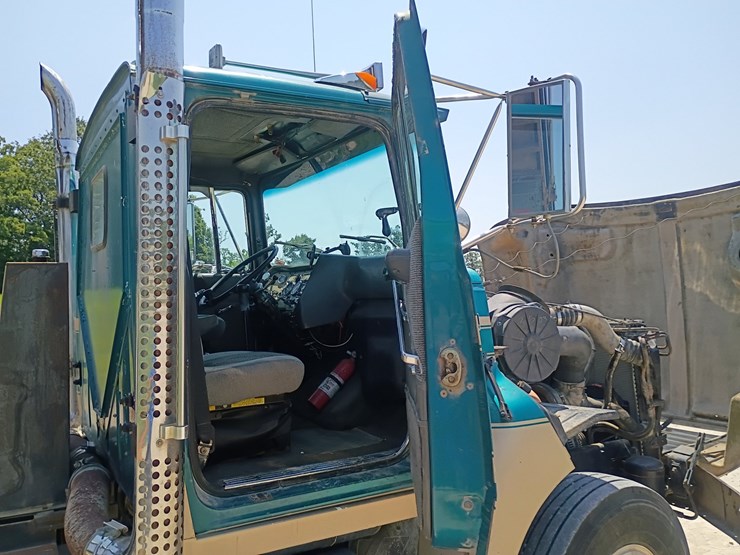 1994-ford-ltla9000-image-61