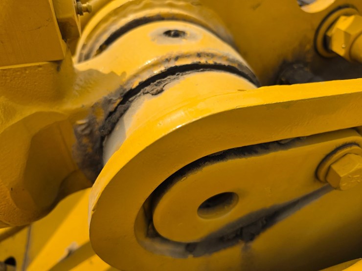 1983-caterpillar-973-image-137