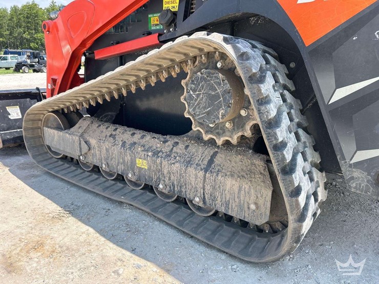 kubota-svl97-2-compact-track-loader-skid-steer-image-25