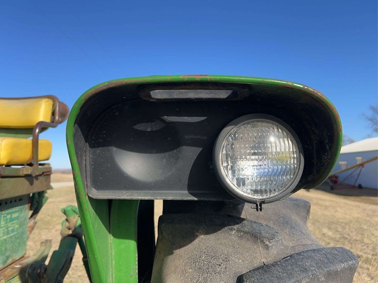 john-deere-720-image-60