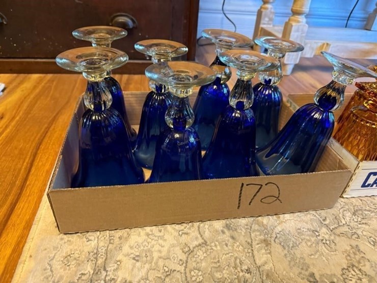 (8)-blue-stemware-glasses-image-2