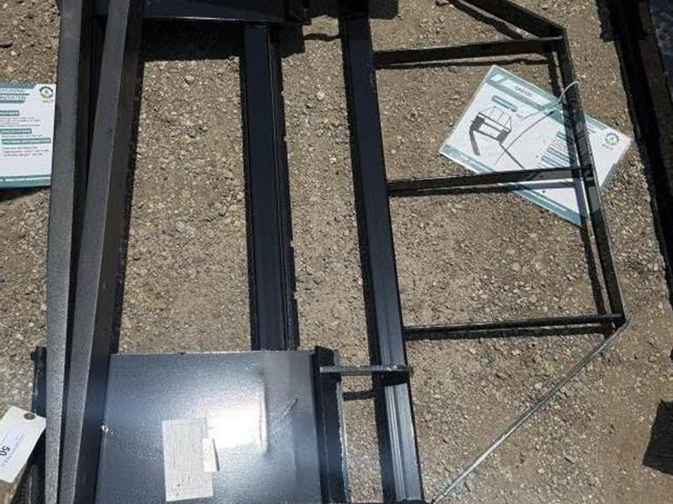 #50-•-skid-steer-48"-adjustable-forks-image-1