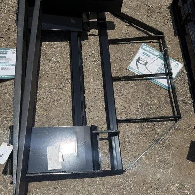 #50 • Skid Steer 48" Adjustable Forks