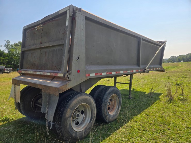 2005-hilbilt-end-dump-image-14