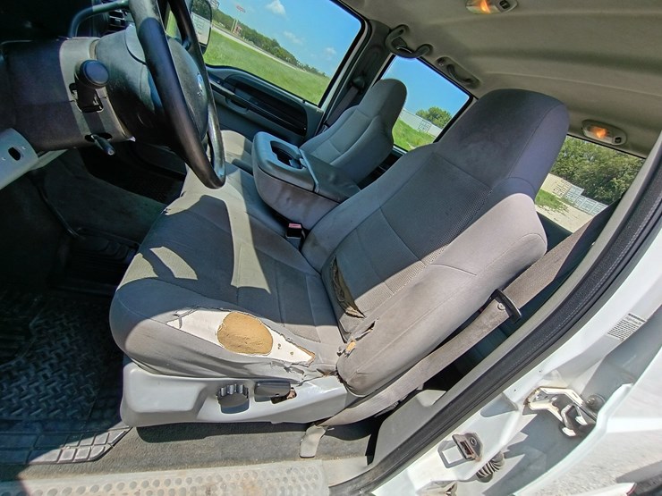 2007-ford-f550-image-31