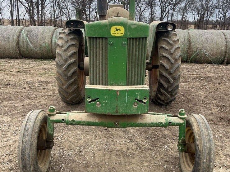 john-deere-70-image-8