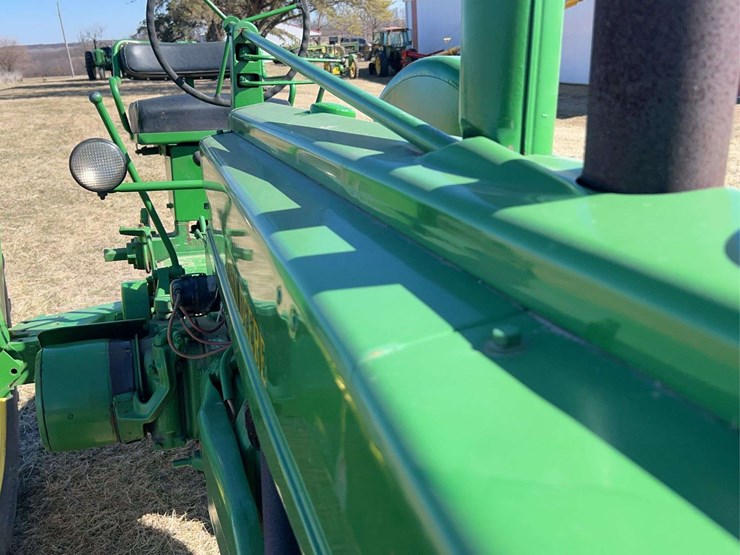 john-deere-model-b-image-12