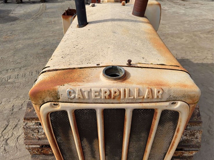 caterpillar-d2-image-10