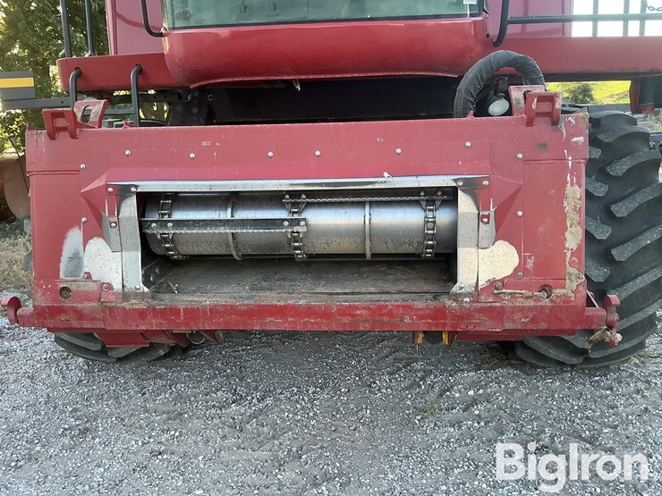 2011-case-ih-5088-image-16