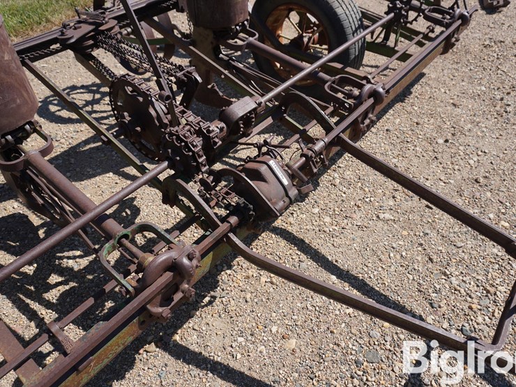 john-deere-490-image-10