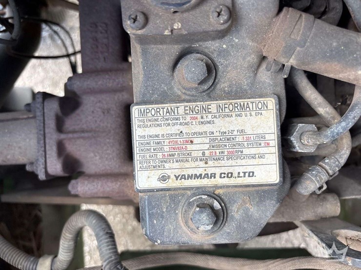 2004-john-deere-f1445-image-16