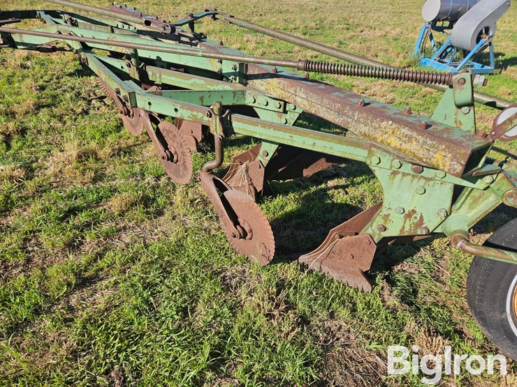 john-deere-5-image-18