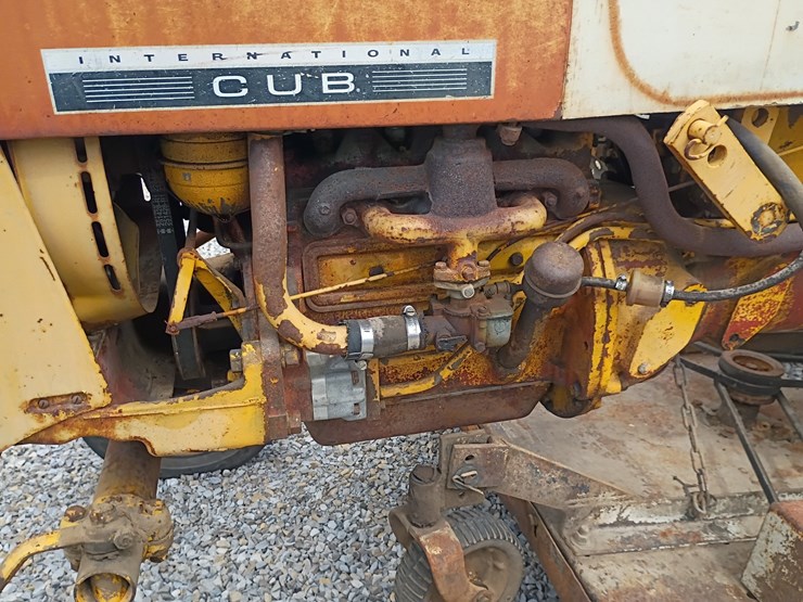 1966-international-cub-image-9