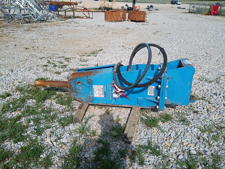 #23808-•-okada-hydraulic-breaker-excavator-attachment-image-1