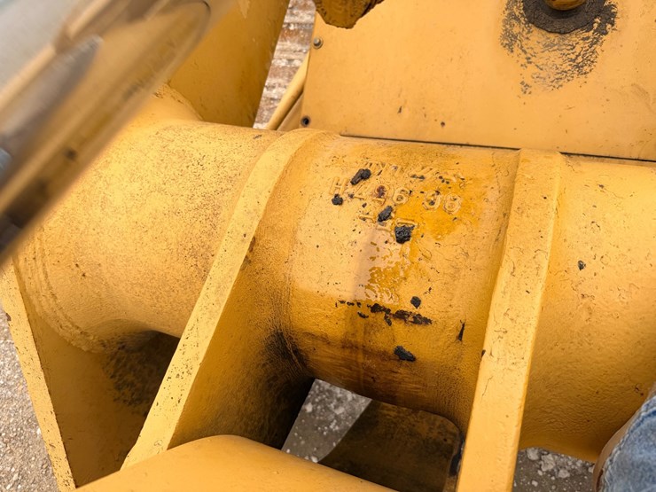 1985-caterpillar-963-image-118