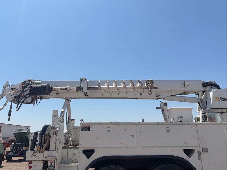2008-international-workstar-7400-image-2