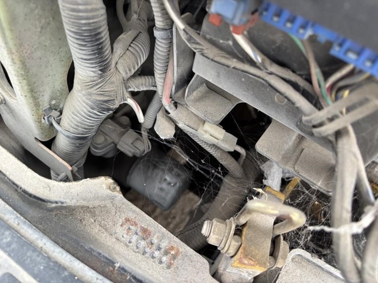 2016-caterpillar-2c6000-image-39
