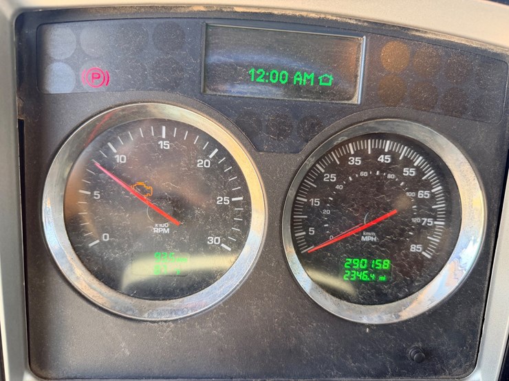 2010-kenworth-t800-image-108