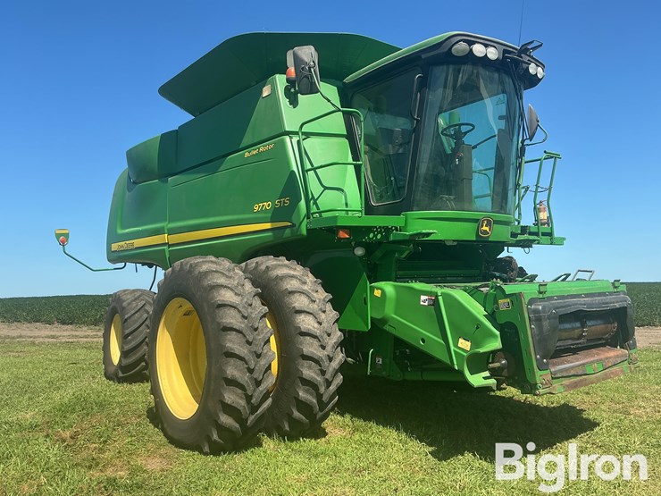2010-john-deere-9770-sts-image-3