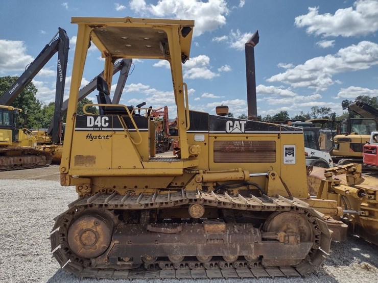 caterpillar-d4c-image-25