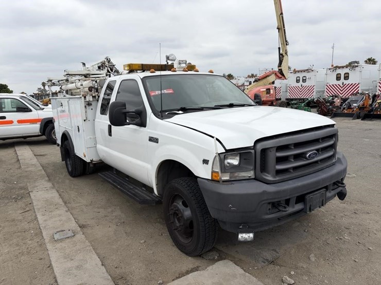 2003-ford-f450-image-2