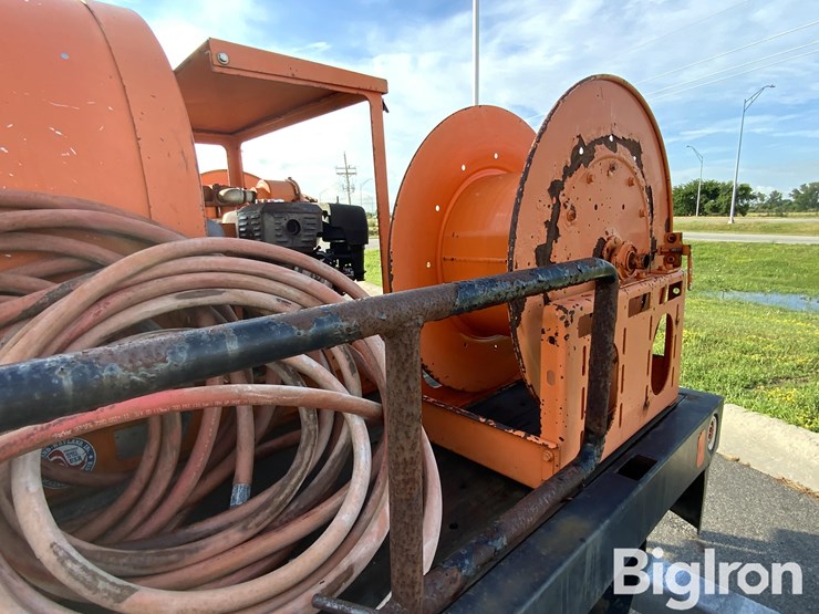 2012-massey-ferguson-730-image-15