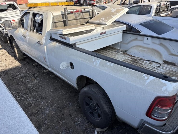 2023-dodge-ram-2500-image-4