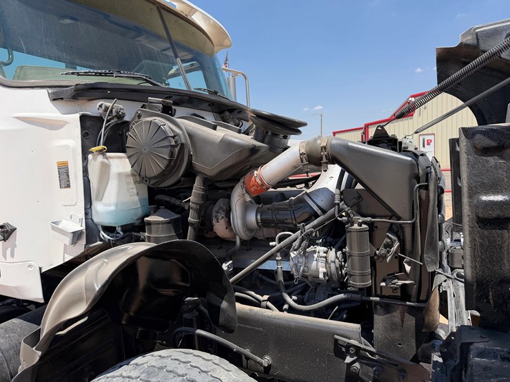 2004-troxell-130bbl-image-20