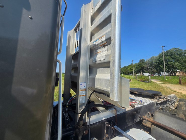2002-kenworth-w900-image-84