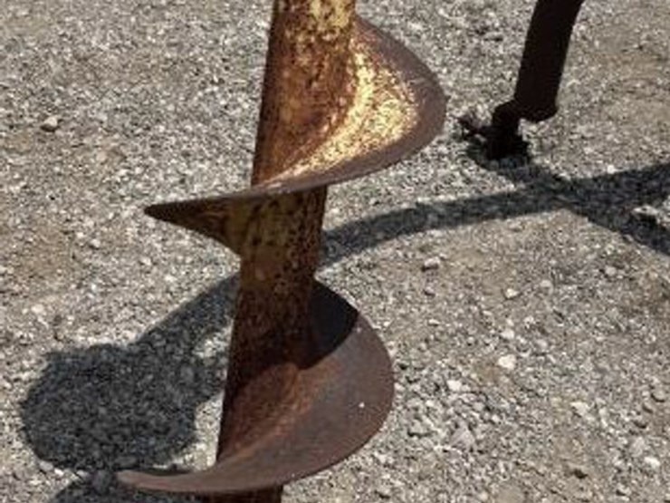 #198-•-3-pt-post-hole-digger---no-pto-shaft-image-2