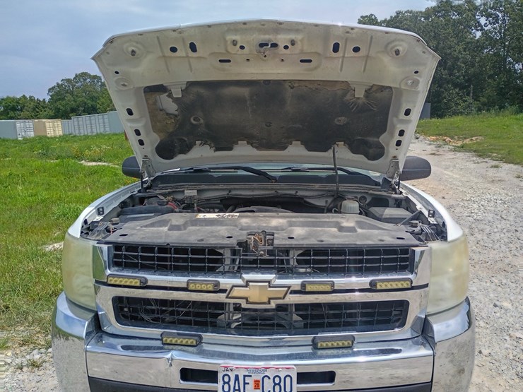 2008-chevrolet-silverado-3500-image-17