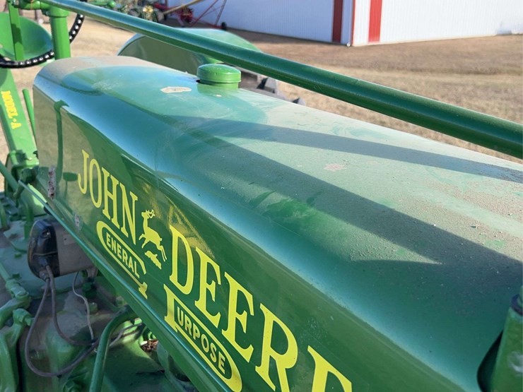 john-deere-model-a-image-12