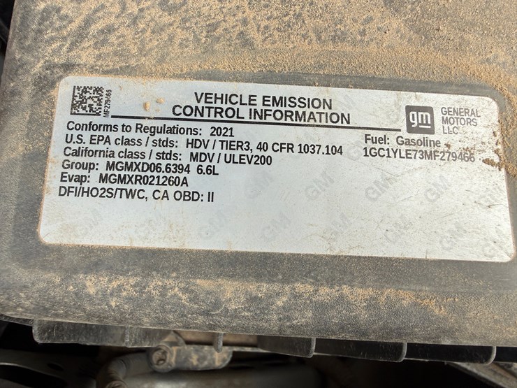 2021-chevrolet-silverado-2500hd-image-24