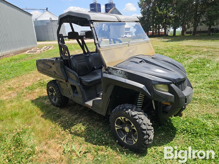 2016-arctic-cat-700-image-3