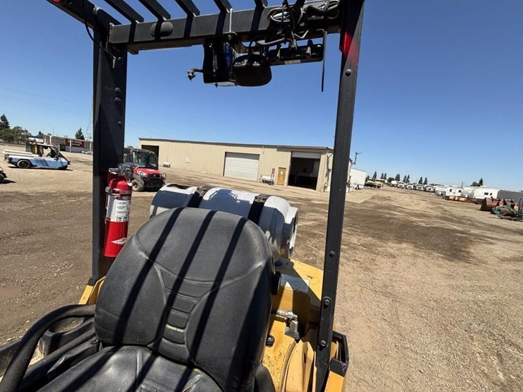 2016-caterpillar-2c6000-image-29
