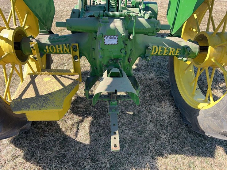 john-deere-model-b-image-36