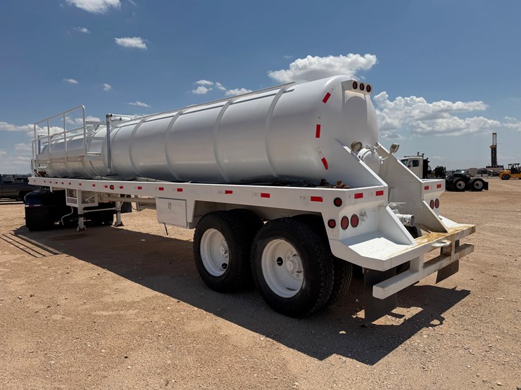 2004-troxell-130bbl-image-11