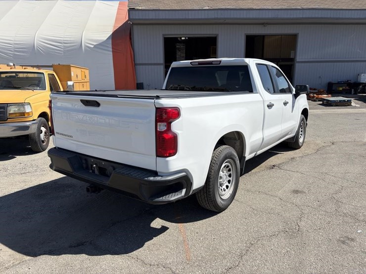 2020-chevrolet-silverado-1500-image-3