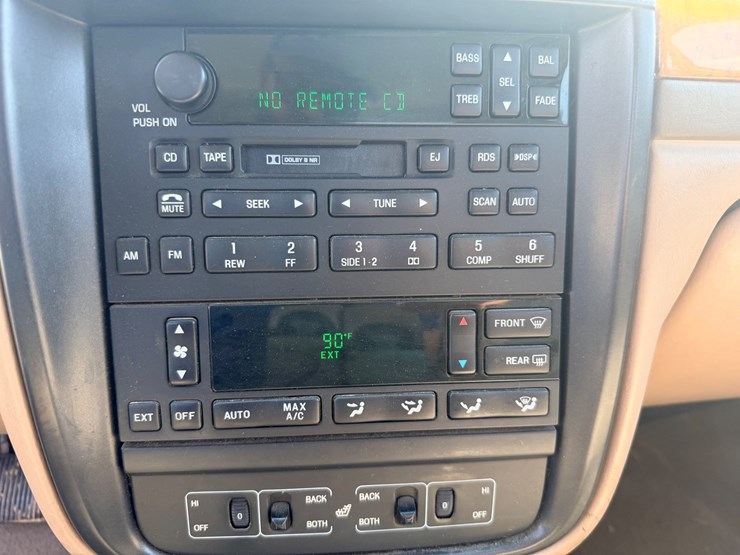 #25037-•-1998-lincoln-continental-passenger-car-image-37