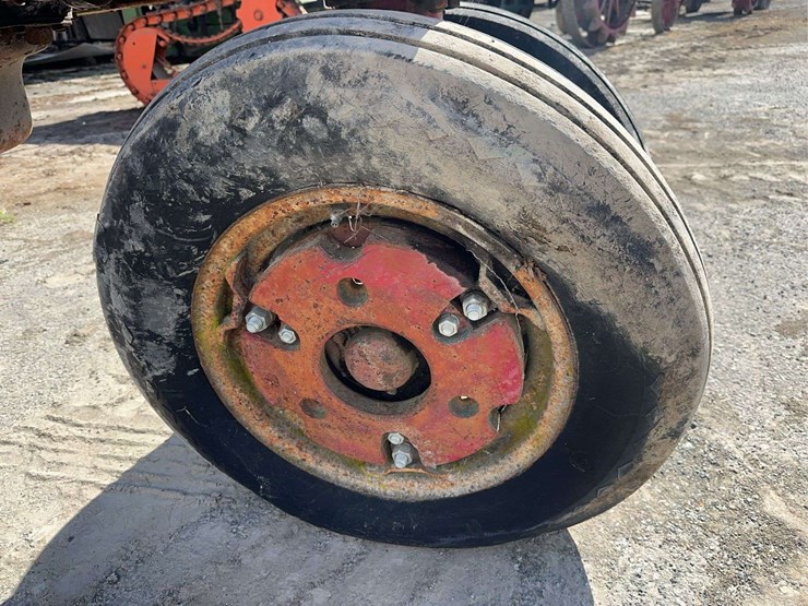 farmall-300-gas-image-50