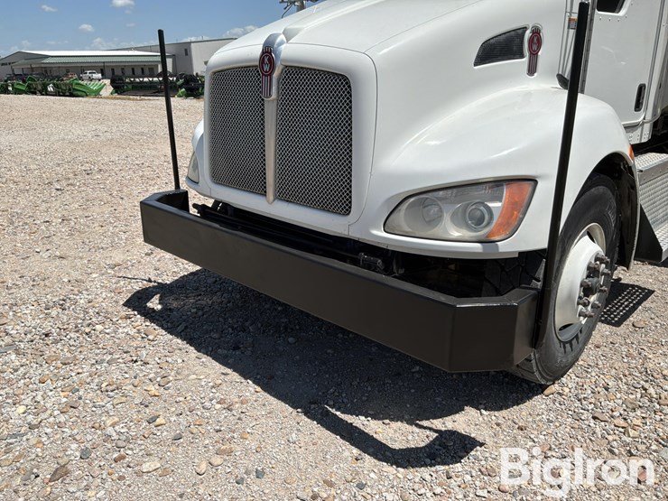 2016-kenworth-t370-image-11