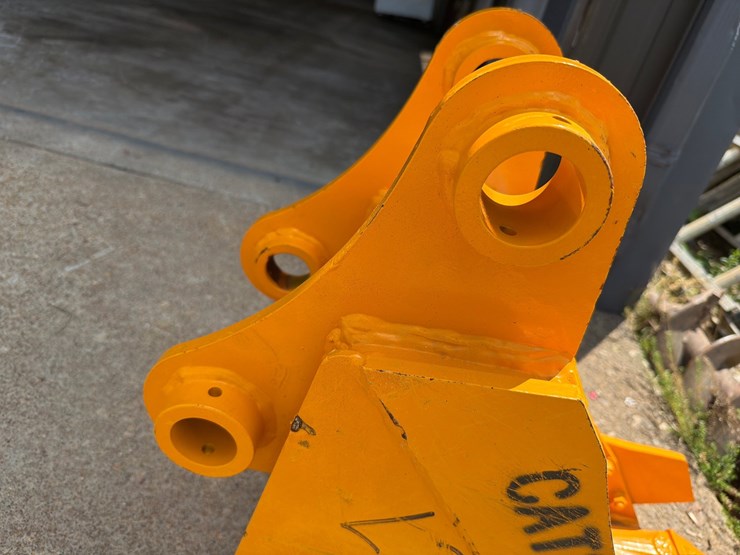 #25034-•-cat305-12"-bucket-excavator-attachment-image-9